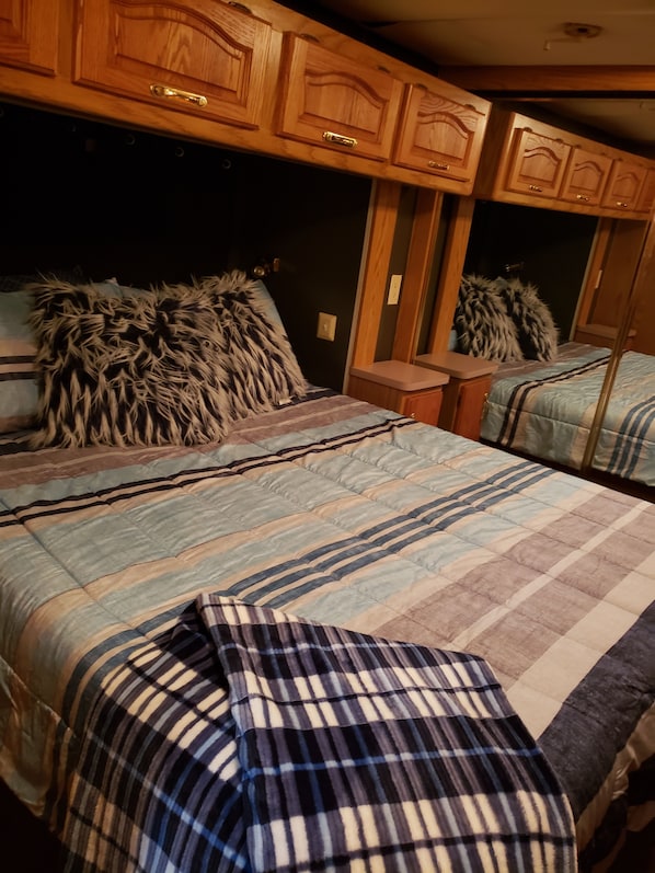 1 chambre, literie fournie