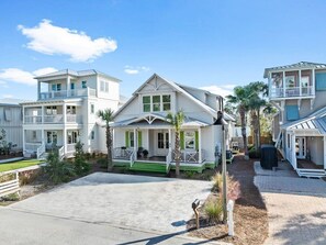 Exterior - Seagrove Beach Charmer! Private Pool, 4 Bikes, & LSV Included! (Santa Rosa Beach)