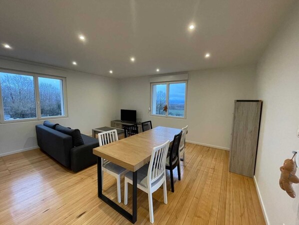 Imagen sin descripción, 1 de 11, botón