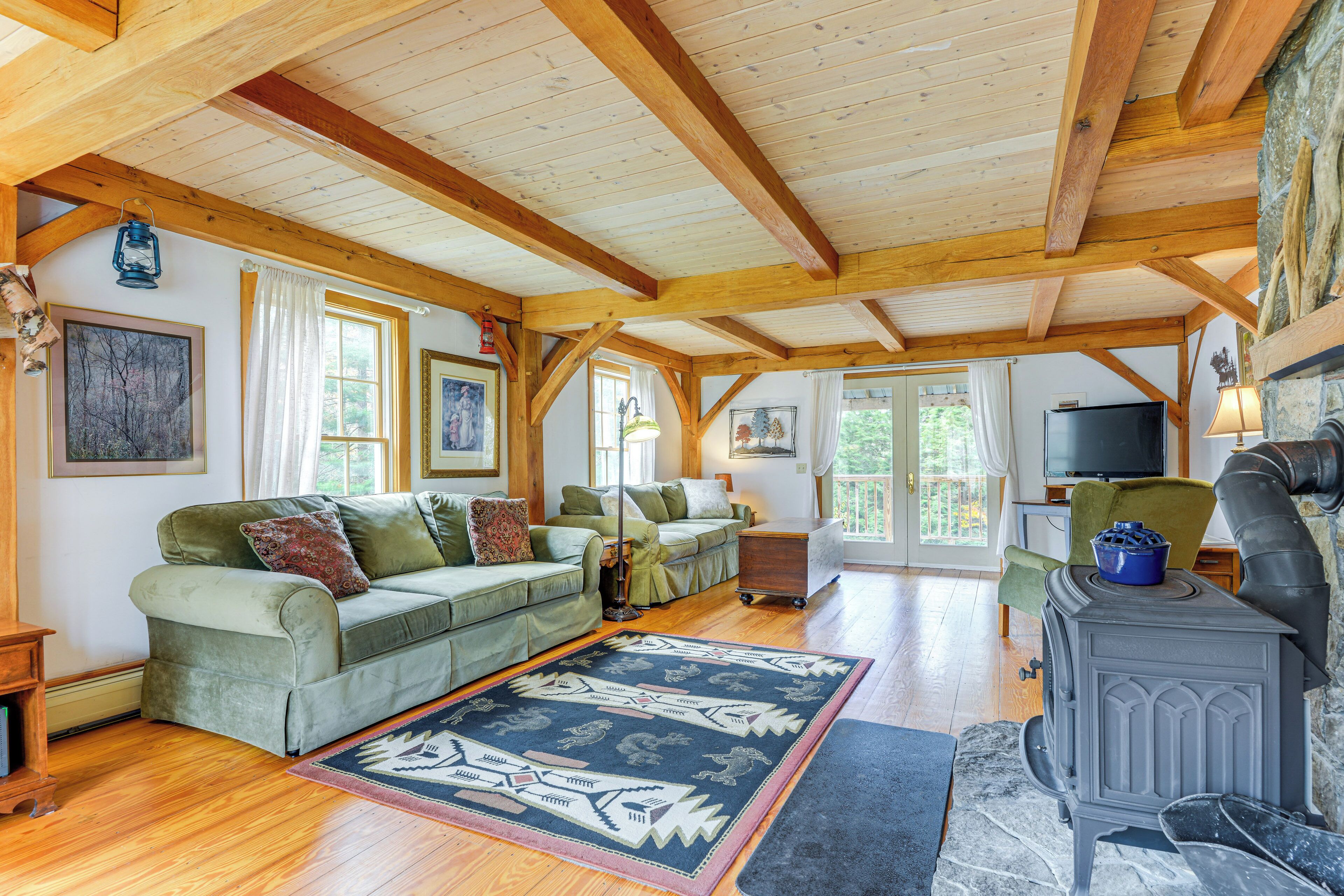 House (4 Bedrooms) | Interior