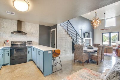 Modern Mtn-view Designer Home in Medicine Park