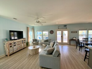 TV - Morgantown w/ Pools, Tennis and Pickleball! (Gulf Shores)