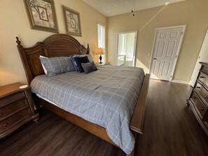 7 bedrooms, iron/ironing board, travel cot, WiFi