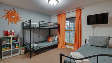 3 habitaciones, escritorio, cuna de viaje y wifi gratis