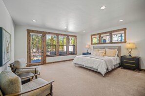 4 slaapkamers, reisbedje, internet, beddengoed