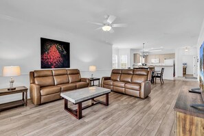 تلفزيون ذكي، كُتُب