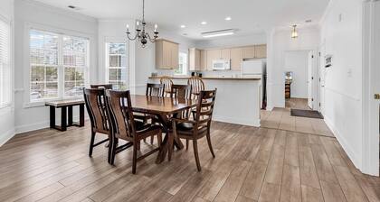 Charming 3-bedroom 6 beds villa with elevator and free parking