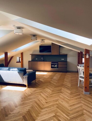 Roze Republikas Apartments