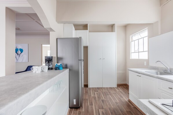 Private kitchen - Urban Comfort in Roma Norte - Laundry- Fast Wifi- (Mexico City)