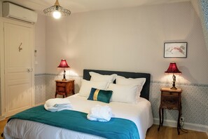 Free WiFi, bed sheets - Château de Saint-Germain (Saint-Germain-du-Plain)