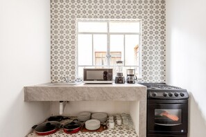 Lägenhet | Eget kök | Kylskåp, mikrovågsugn, ugn och spishäll