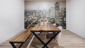Apartment | Dining - Urban Oasis in Roma - Wifi - Laundry - Sleeps 7 (Mexico City)