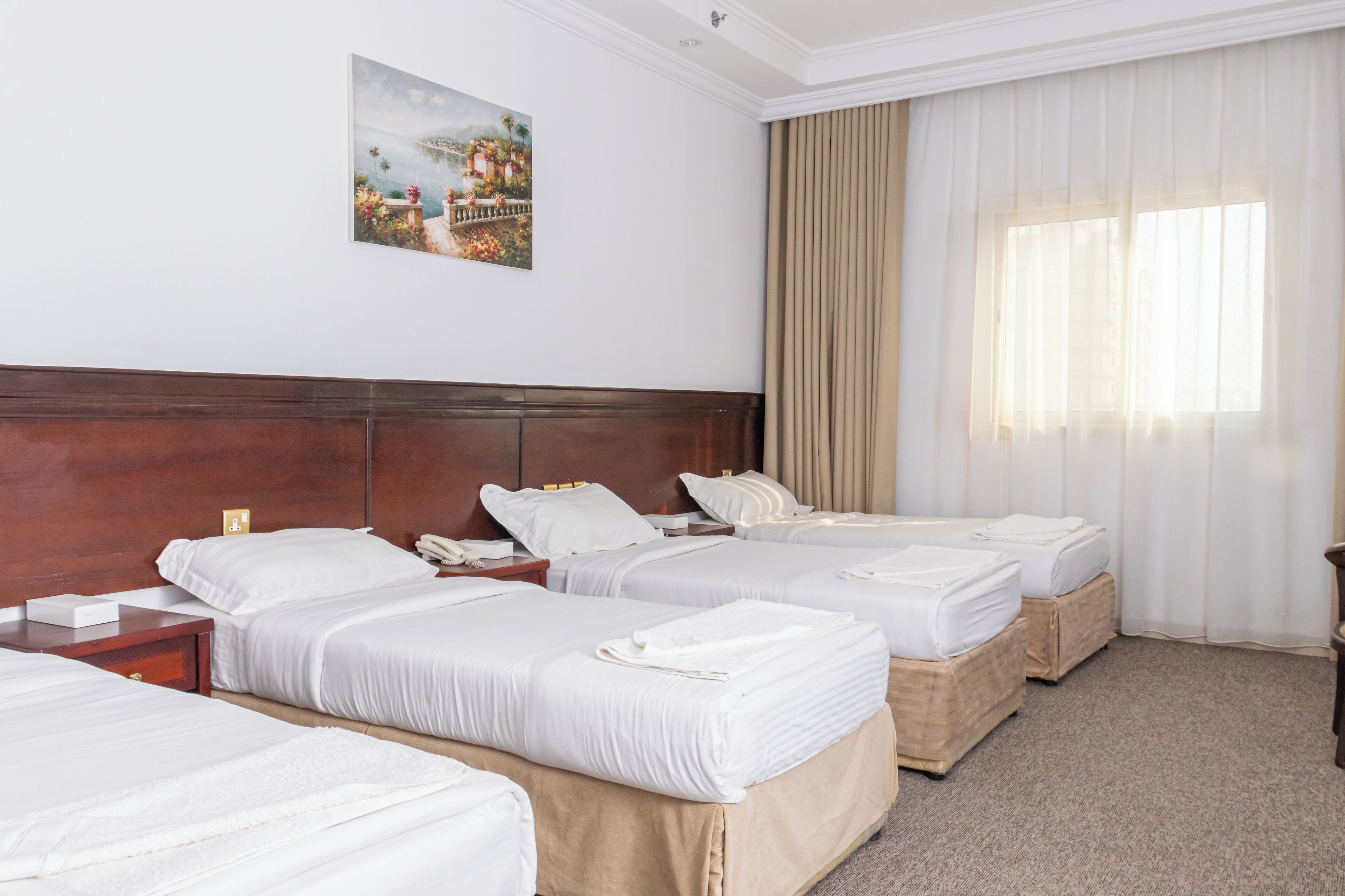 Minibar, kostenloses WLAN, Bettwäsche