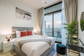 In-room safe, iron/ironing board, free WiFi, bed sheets - Chic 1BR Apartment in Binghatti Luna, JVC by Deluxe Holiday Homes (Dubai)