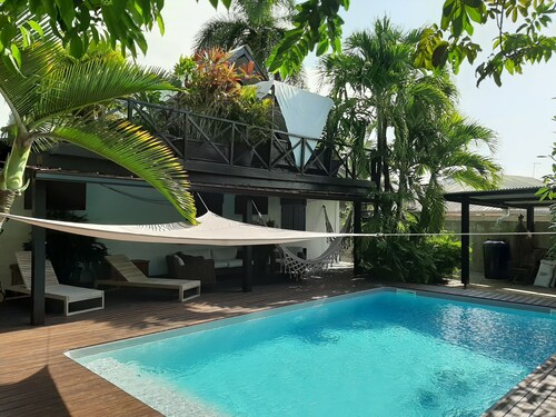 ESPACE CASE / APARTMENT IN PRIVATE RESIDENCE WITH SWIMMING POOL