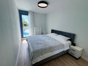 3 soverom, strykejern/-brett, wi-fi og sengetøy