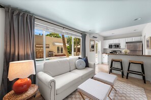 Smart TV y futbolito 