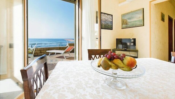 Dining - Apartment in Triscina by the Sea with Pools (Castelvetrano)