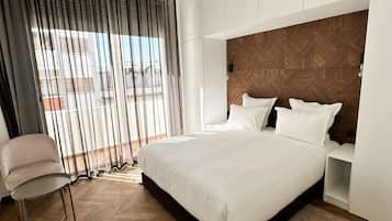 2 habitaciones, tabla de planchar con plancha, wifi y ropa de cama