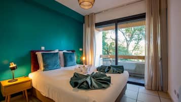 2 bedrooms, iron/ironing board, Internet, bed sheets