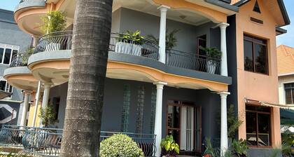 The Vibrant Lodge Gacuriro