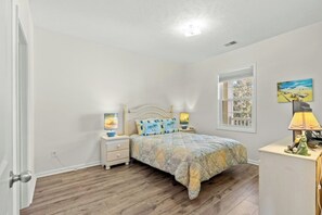2 bedrooms, free WiFi - Ocean Keyes 2242- 2BR/2BA-Close to Main St (North Myrtle Beach)