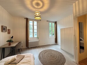 4 makuuhuonetta, Wi-Fi