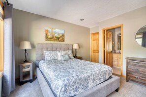 4 habitaciones, tabla de planchar con plancha y wifi gratis 