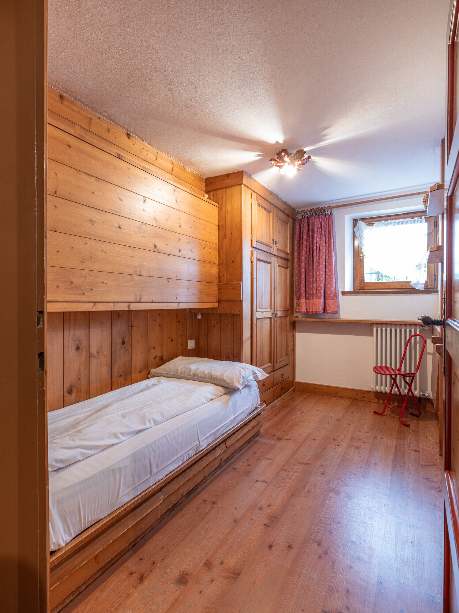 3 quartos, Wi-Fi de cortesia, roupa de cama