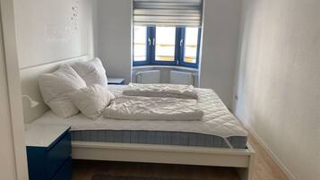 House | 1 bedroom, individually furnished, iron/ironing board