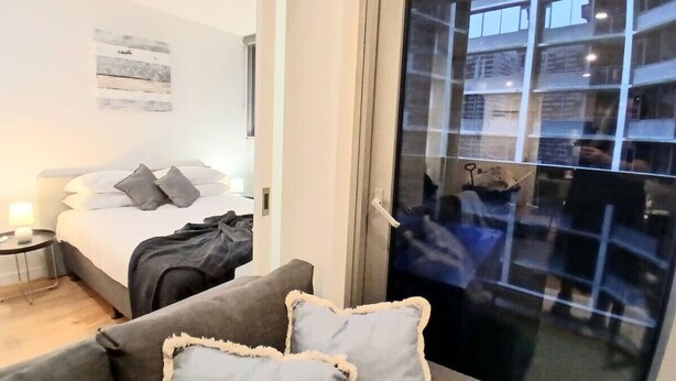 4 Schlafzimmer, Bügeleisen/Bügelbrett, Reisekinderbett, WLAN