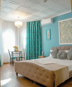 Classic Double Room, Garden View | Free WiFi - CASA BOEM (Mogosoaia)