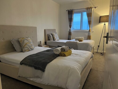 Spacious and private apartment in Birmingham, just 5 minute from the city centre