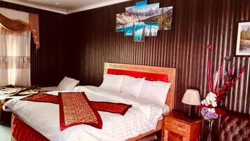 Soundproofing, iron/ironing board, free WiFi