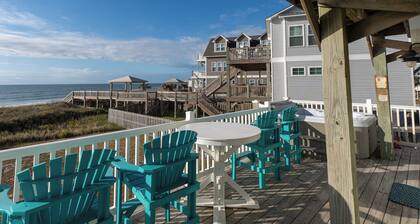 At Last - Oceanfront - 5 Bed, 4 Bath -  Pool, Hot Tub, Elevator & Backyard