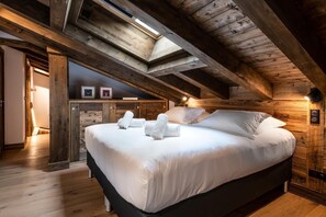 WiFi, bed sheets - Wifi, resort center, 4th floor, balcony, fireplace or stove, parking, tv, 181m², Les Gets (Les Gets)