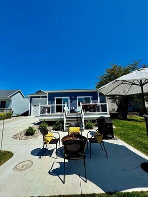 تناول الطعام بالخارج