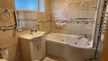 Sabonete, papel higiênico