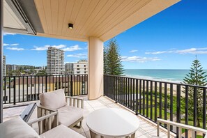 Property grounds - Ocean Views Palm Beach (Palm Beach)