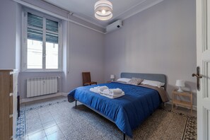 2 bedrooms, free WiFi, bed sheets - Sabina House a 10-minute walk from the Sistine Chapel and St. Peter's. (Roma)