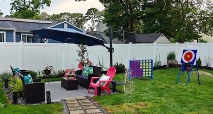 Central 2BR, Garden Suite, Top Amenities & Care!