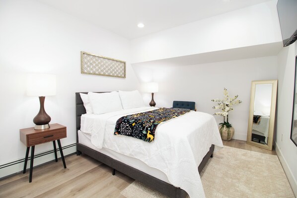 2 bedrooms, desk, iron/ironing board, travel cot