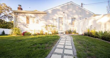 Central 2BR, Garden Suite, Top Amenities & Care!