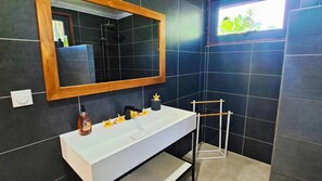 تجهيزات دش، مناشف