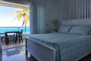 2 bedrooms, desk, WiFi - Beachfront Cabarete Apartment (Puerto Plata)