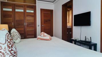 1 Schlafzimmer, Schreibtisch, WLAN