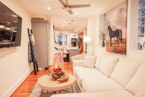 Smart TV, video games