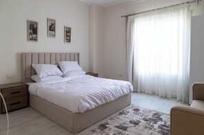 3 bedrooms, WiFi, bed sheets