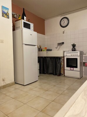 Microwave, oven, stovetop