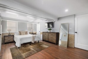 4 Schlafzimmer, Bügeleisen/Bügelbrett, WLAN, Bettwäsche